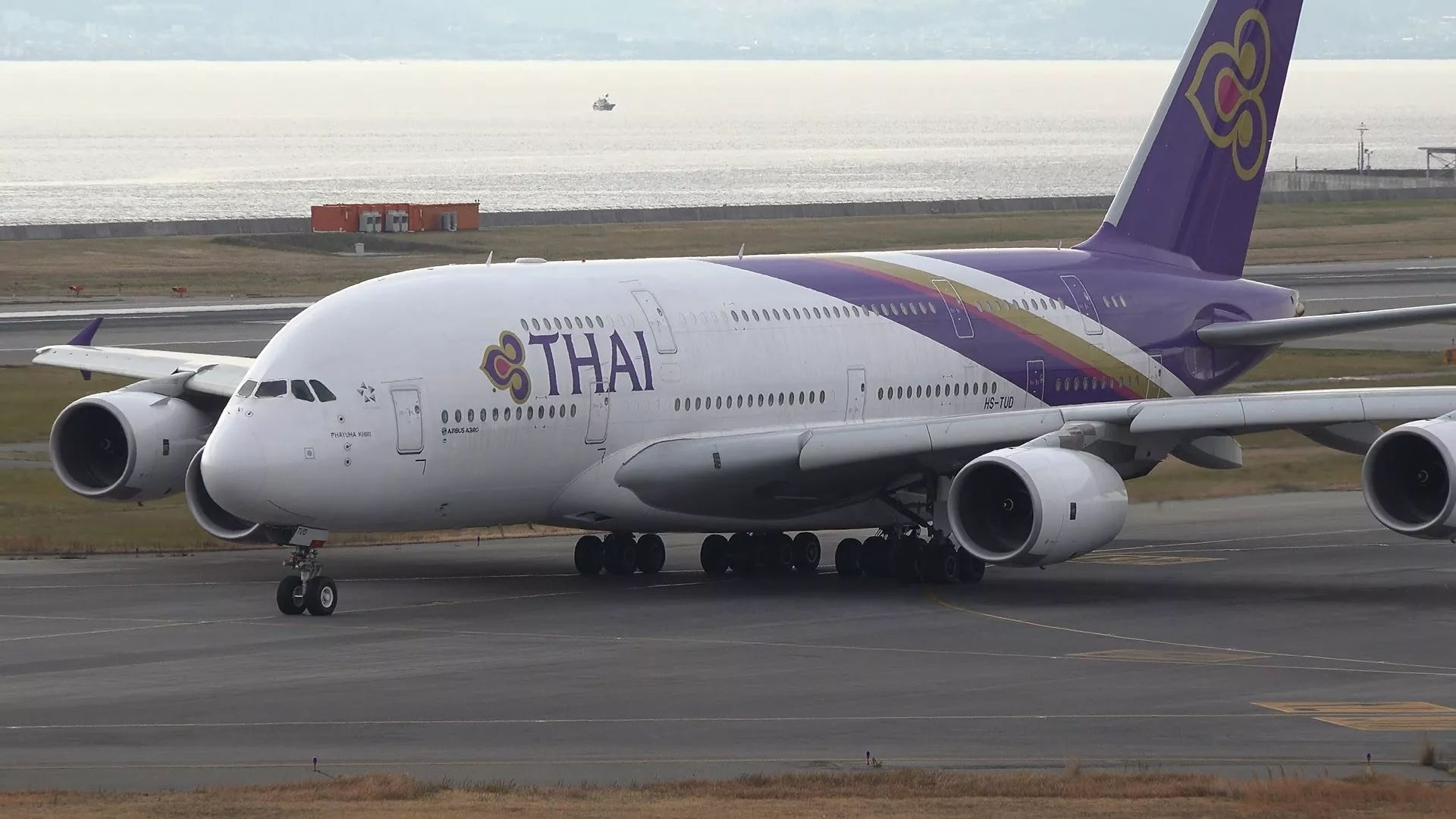 Thai Airways Intl